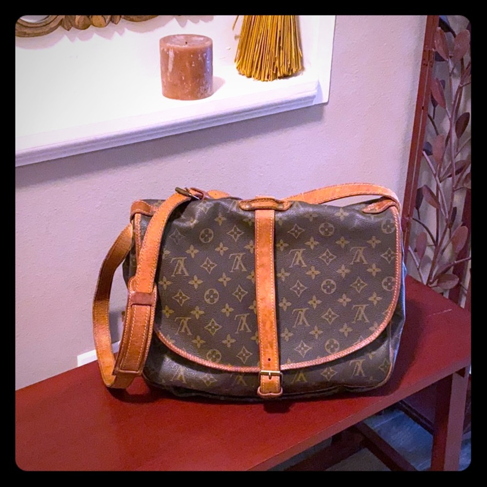 Louis Vuitton Saumur 35 Bag!